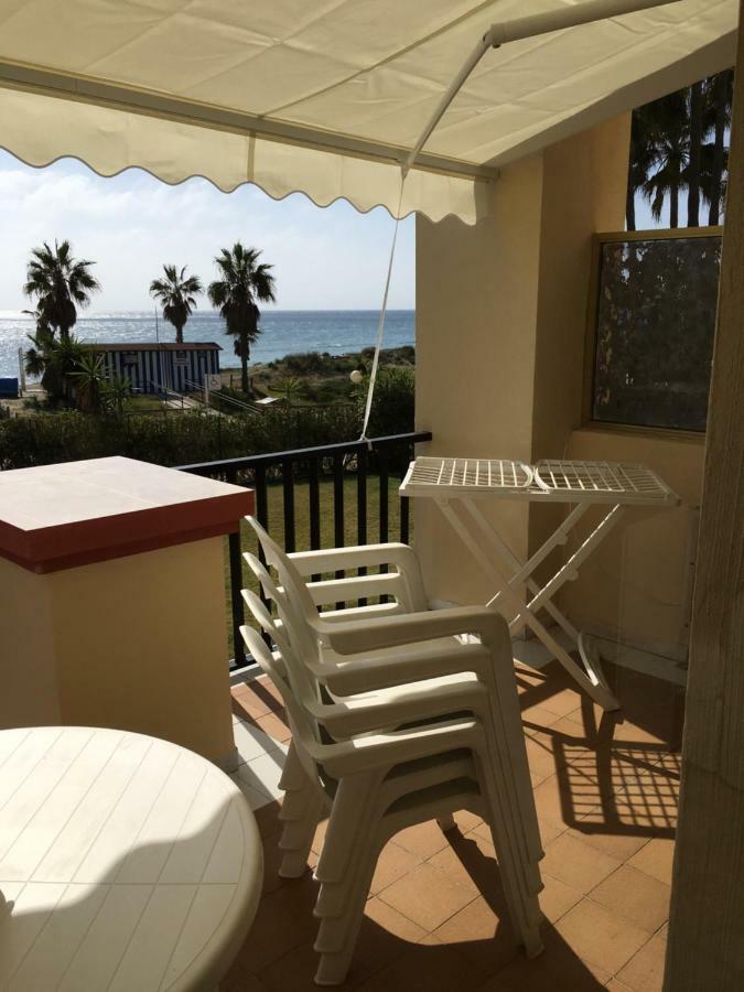 Estudio Primera Linea 50 Mtrs Playa. Fibra 600Mb Marbella Exterior photo
