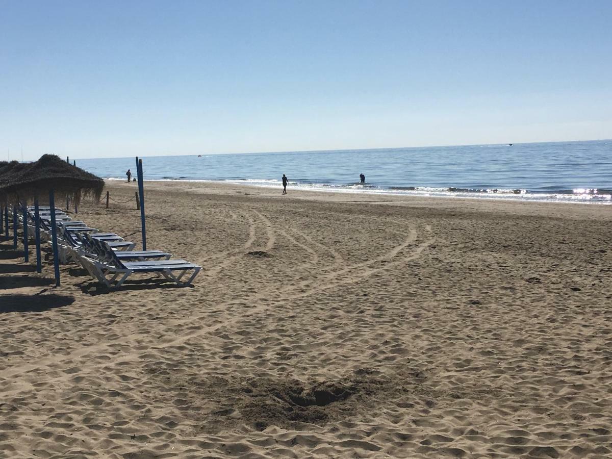 Estudio Primera Linea 50 Mtrs Playa. Fibra 600Mb Marbella Exterior photo