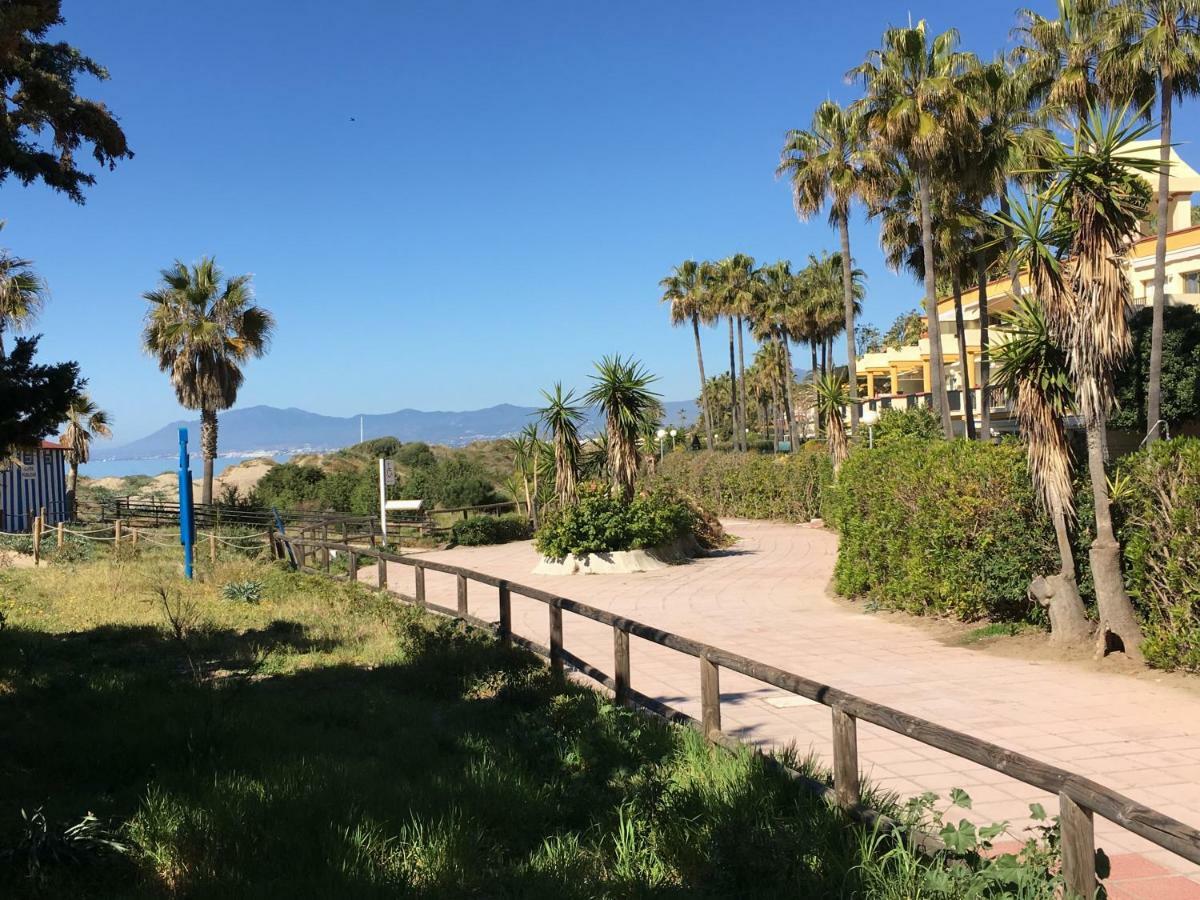 Estudio Primera Linea 50 Mtrs Playa. Fibra 600Mb Marbella Exterior photo